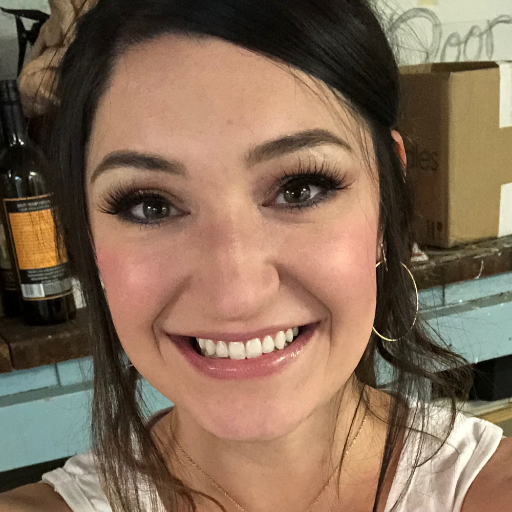 Meet your Posher, Emily